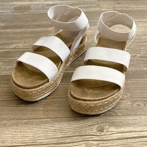 steve madden kimmie white sandals